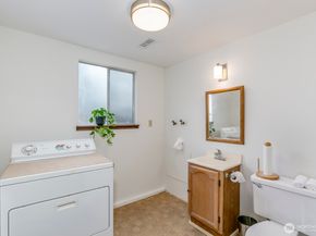 11305 W Ibberson Drive, Everett WA 98208