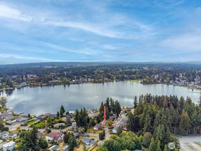 11305 W Ibberson Drive, Everett WA 98208