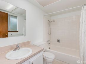 11305 W Ibberson Drive, Everett WA 98208