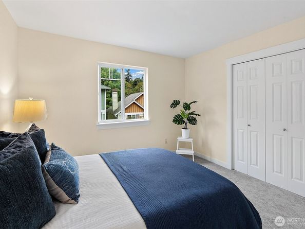 7886 148th Court NE, Redmond WA 98052