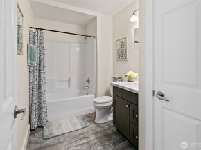 7886 148th Court NE, Redmond WA 98052