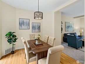 7886 148th Court NE, Redmond WA 98052