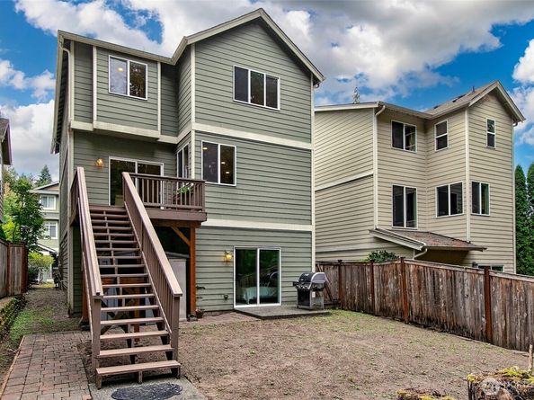 7886 148th Court NE, Redmond WA 98052