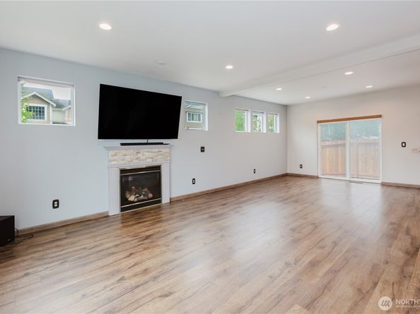 1116 SE Koda Circle, Port Orchard WA 98366