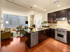 1000 1st Avenue 1903, Seattle WA 98104