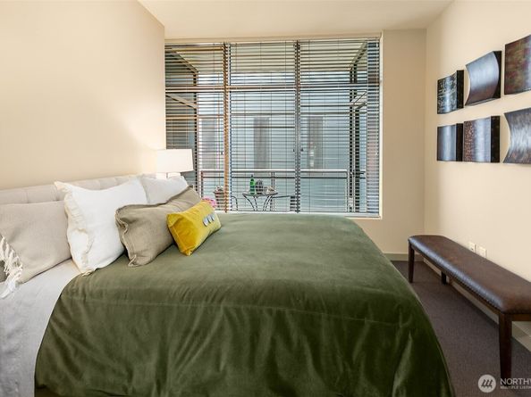 1000 1st Avenue 1903, Seattle WA 98104