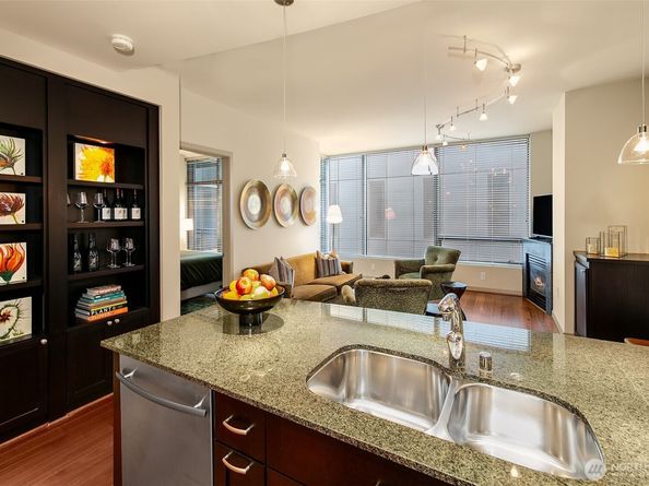 1000 1st Avenue 1903, Seattle WA 98104