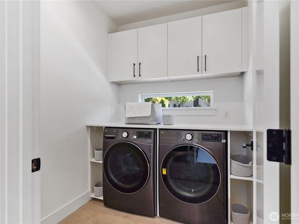9011 14th Avenue SW, Seattle WA 98106