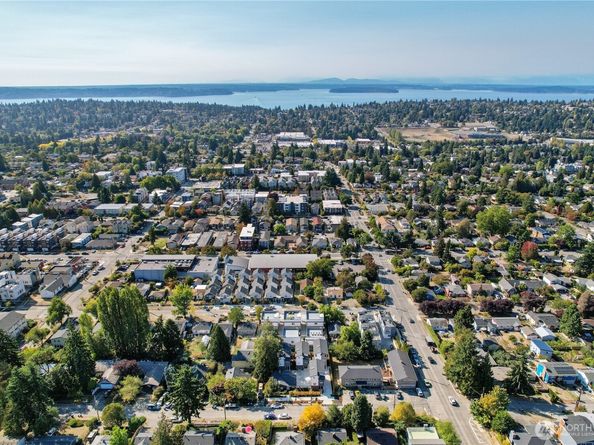 9011 14th Avenue SW, Seattle WA 98106