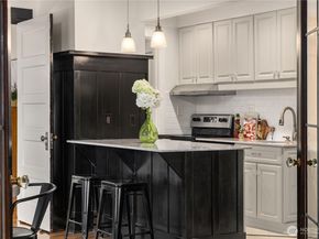 904 E Miller Street 2, Seattle WA 98102