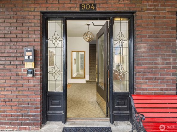 904 E Miller Street 2, Seattle WA 98102