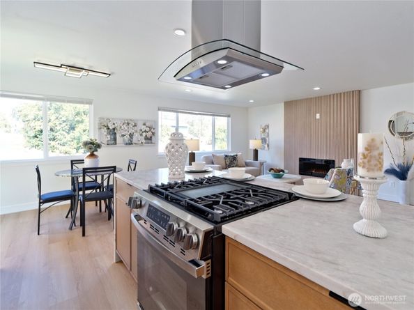 1709 SW Graham Street, Seattle WA 98106