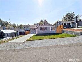 1709 SW Graham Street, Seattle WA 98106