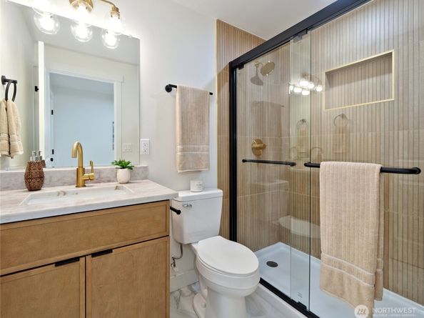 1709 SW Graham Street, Seattle WA 98106