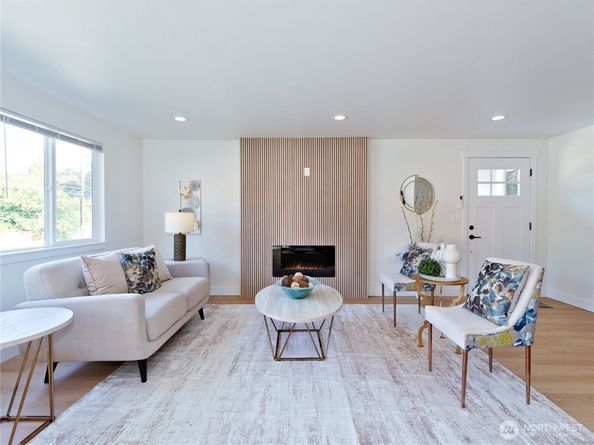 1709 SW Graham Street, Seattle WA 98106