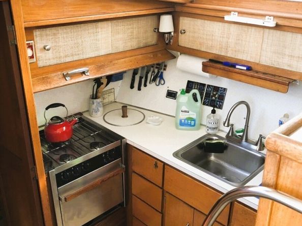 2040 Westlake Avenue N 10, Seattle WA 98109