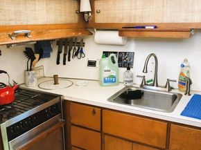 2040 Westlake Avenue N 10, Seattle WA 98109