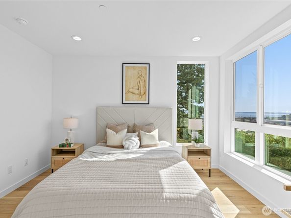 2538 14th Avenue W A, Seattle WA 98119