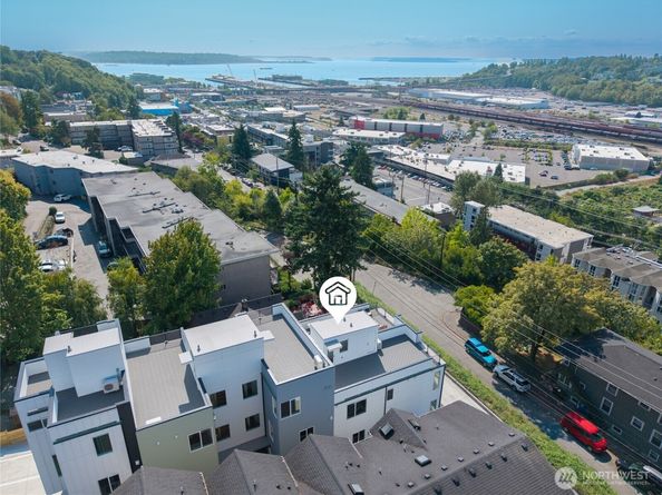 2538 14th Avenue W A, Seattle WA 98119