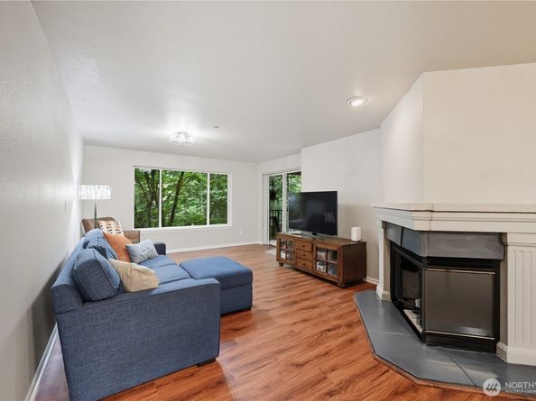 2300 Jefferson Avenue NE D118, Renton WA 98056