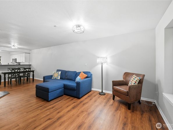 2300 Jefferson Avenue NE D118, Renton WA 98056