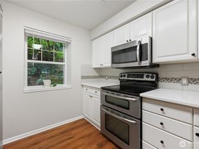 2300 Jefferson Avenue NE D118, Renton WA 98056