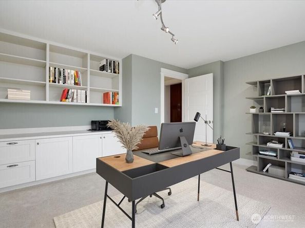 12604 88th Place NE, Kirkland WA 98034