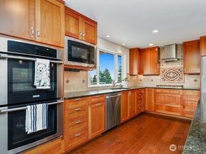 12604 88th Place NE, Kirkland WA 98034
