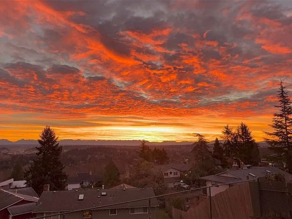 12604 88th Place NE, Kirkland WA 98034
