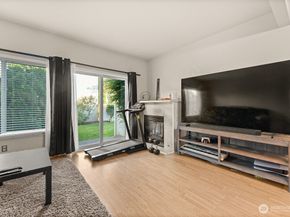 418 SE 17th Street 10B, Auburn WA 98002
