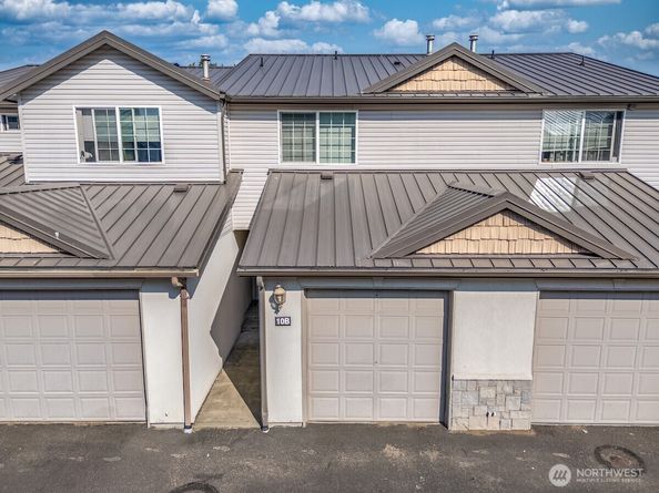 418 SE 17th Street 10B, Auburn WA 98002