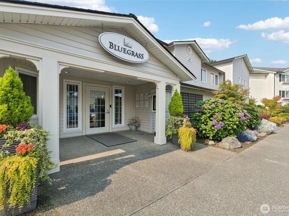 12404 E Gibson Road N203, Everett WA 98204