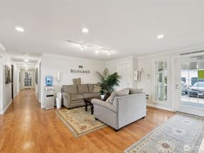 12404 E Gibson Road N203, Everett WA 98204