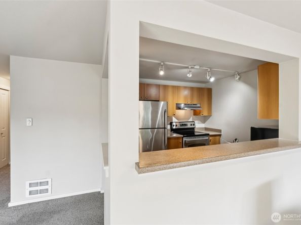 12404 E Gibson Road N203, Everett WA 98204