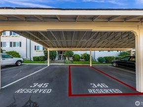 12404 E Gibson Road N203, Everett WA 98204