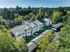 19230 Forest Park Drive NE J131, Lake Forest Park WA 98155