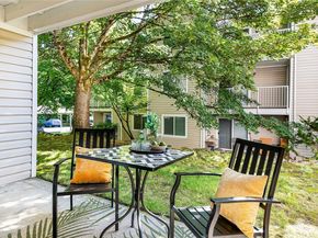 19230 Forest Park Drive NE J131, Lake Forest Park WA 98155