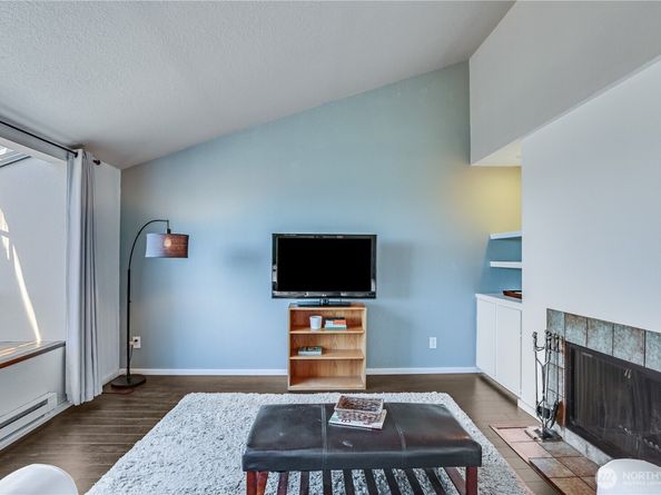 1315 S Puget Drive C36, Renton WA 98055