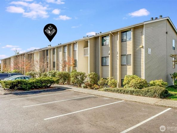 1315 S Puget Drive C36, Renton WA 98055