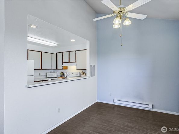 1315 S Puget Drive C36, Renton WA 98055