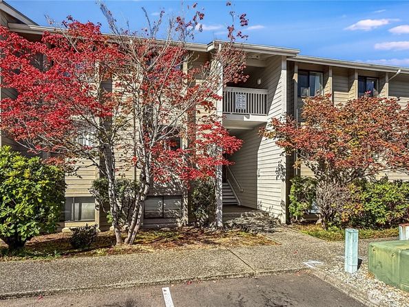 1315 S Puget Drive C36, Renton WA 98055
