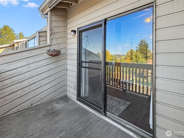 1315 S Puget Drive C36, Renton WA 98055