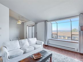 1315 S Puget Drive C36, Renton WA 98055