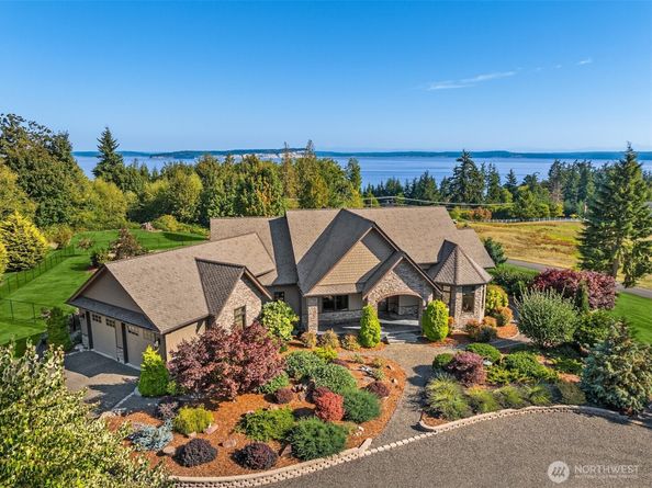 39171 NE No Name Place, Hansville WA 98340