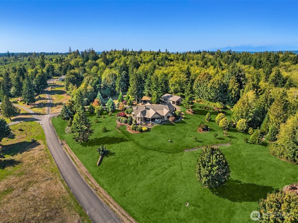 39171 NE No Name Place, Hansville WA 98340