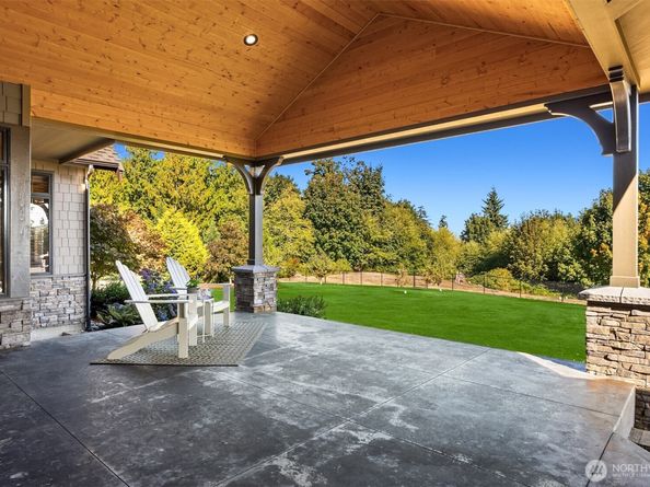 39171 NE No Name Place, Hansville WA 98340