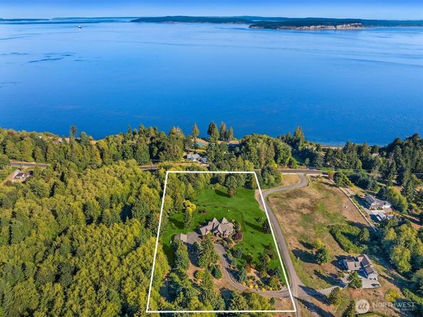 39171 NE No Name Place, Hansville WA 98340