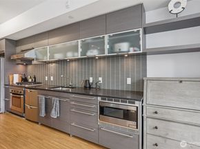 820 Blanchard Street 904, Seattle WA 98121