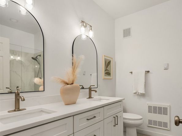 200 S 48th Street E, Renton WA 98055