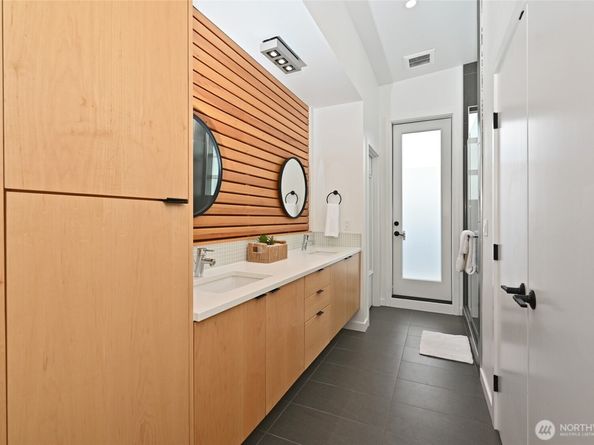 6302 26th Avenue NW, Seattle WA 98107